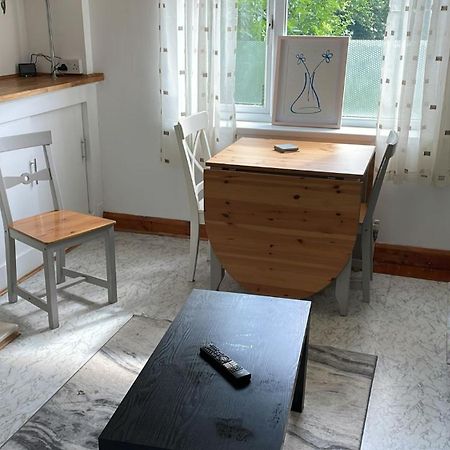 2 Bedroom Home With Driveway Close To Quayside Гейтсхед Экстерьер фото